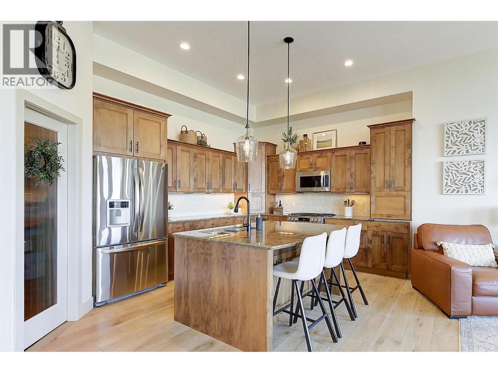 2546 Hedgestone Drive