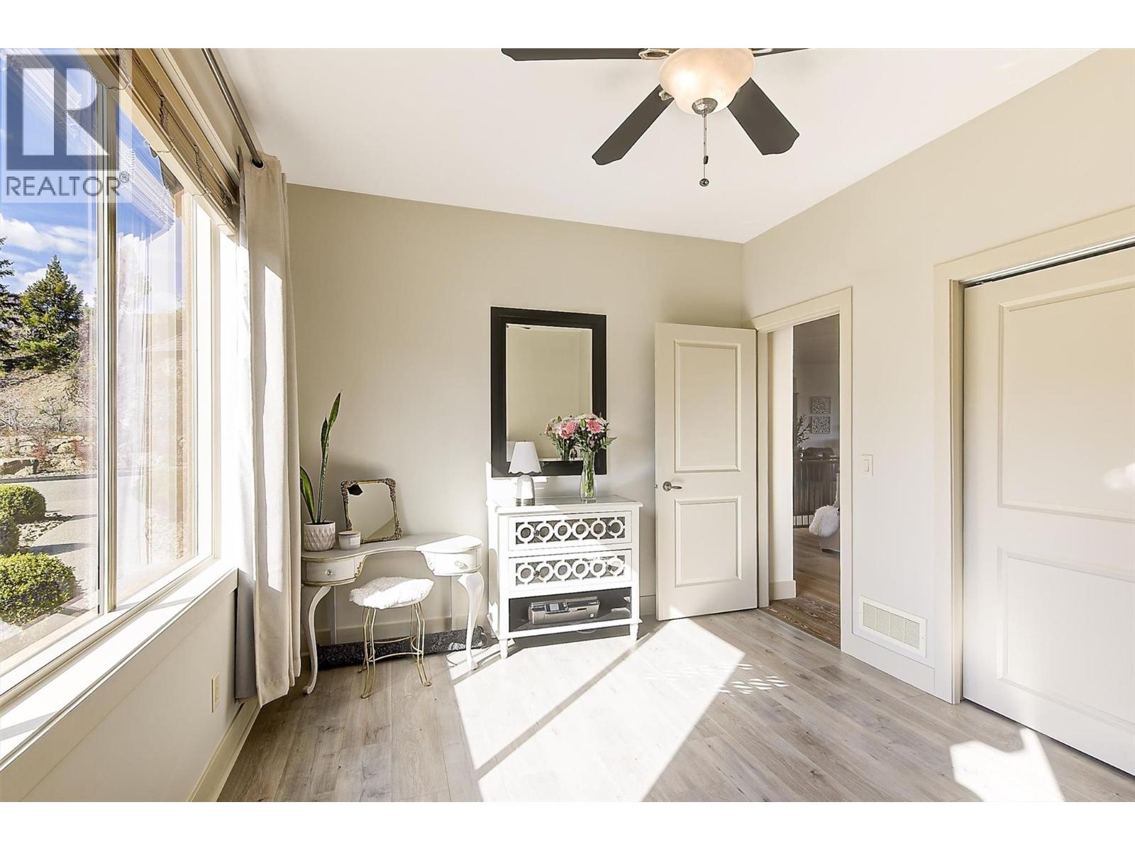 2546 Hedgestone Drive