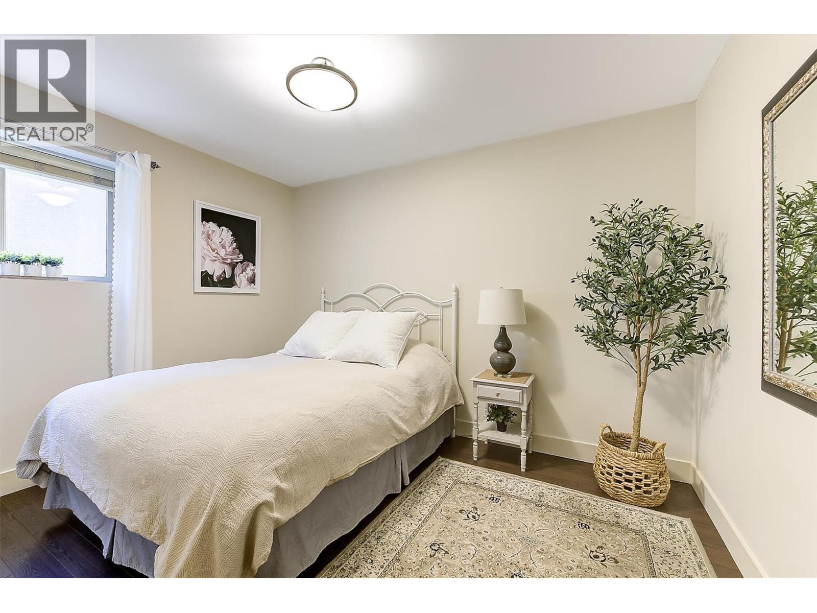 2546 Hedgestone Drive