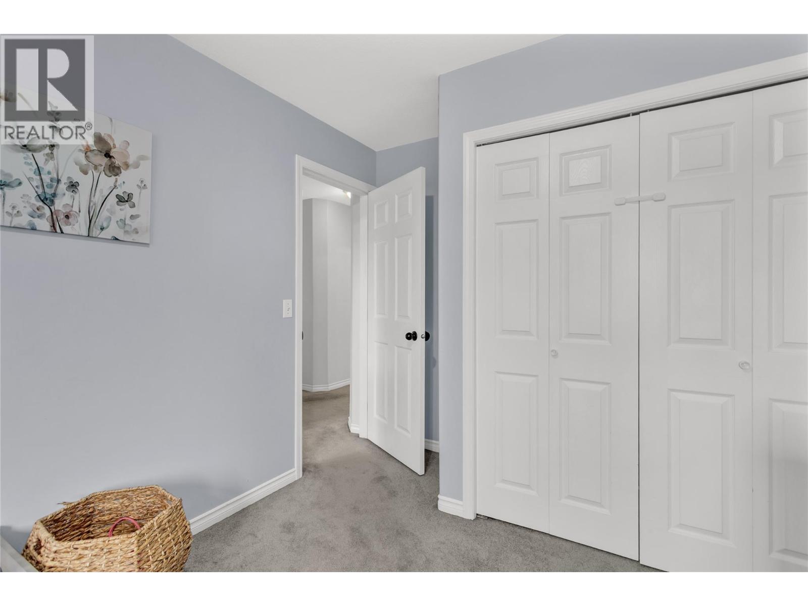3819 Glen Canyon Drive