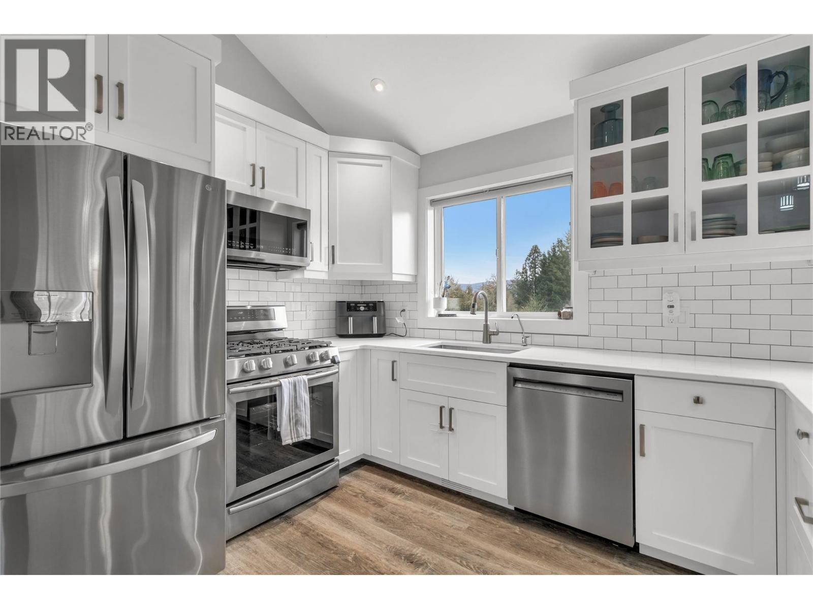 3819 Glen Canyon Drive