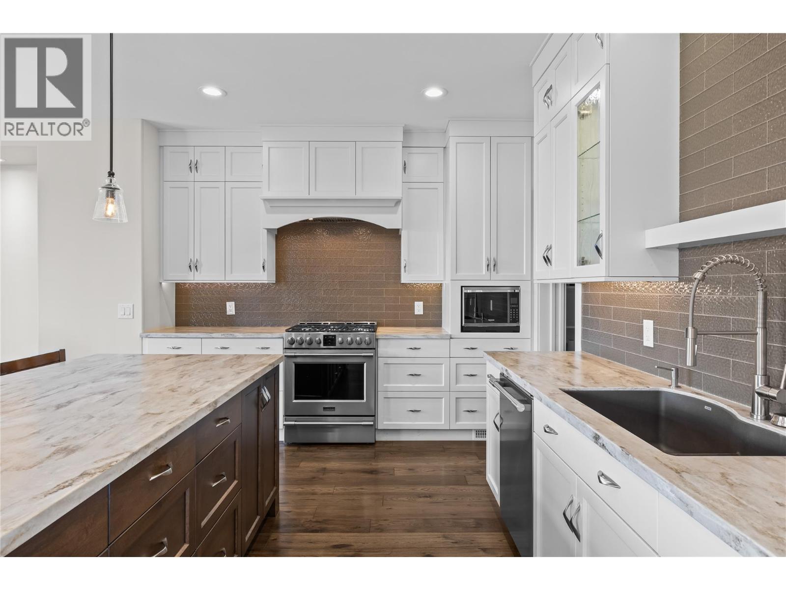 514 Quartz Crescent Unit# 5