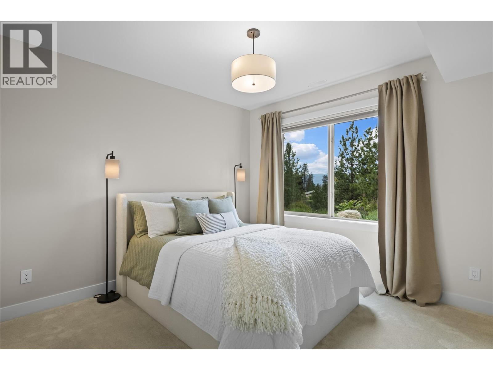 514 Quartz Crescent Unit# 5