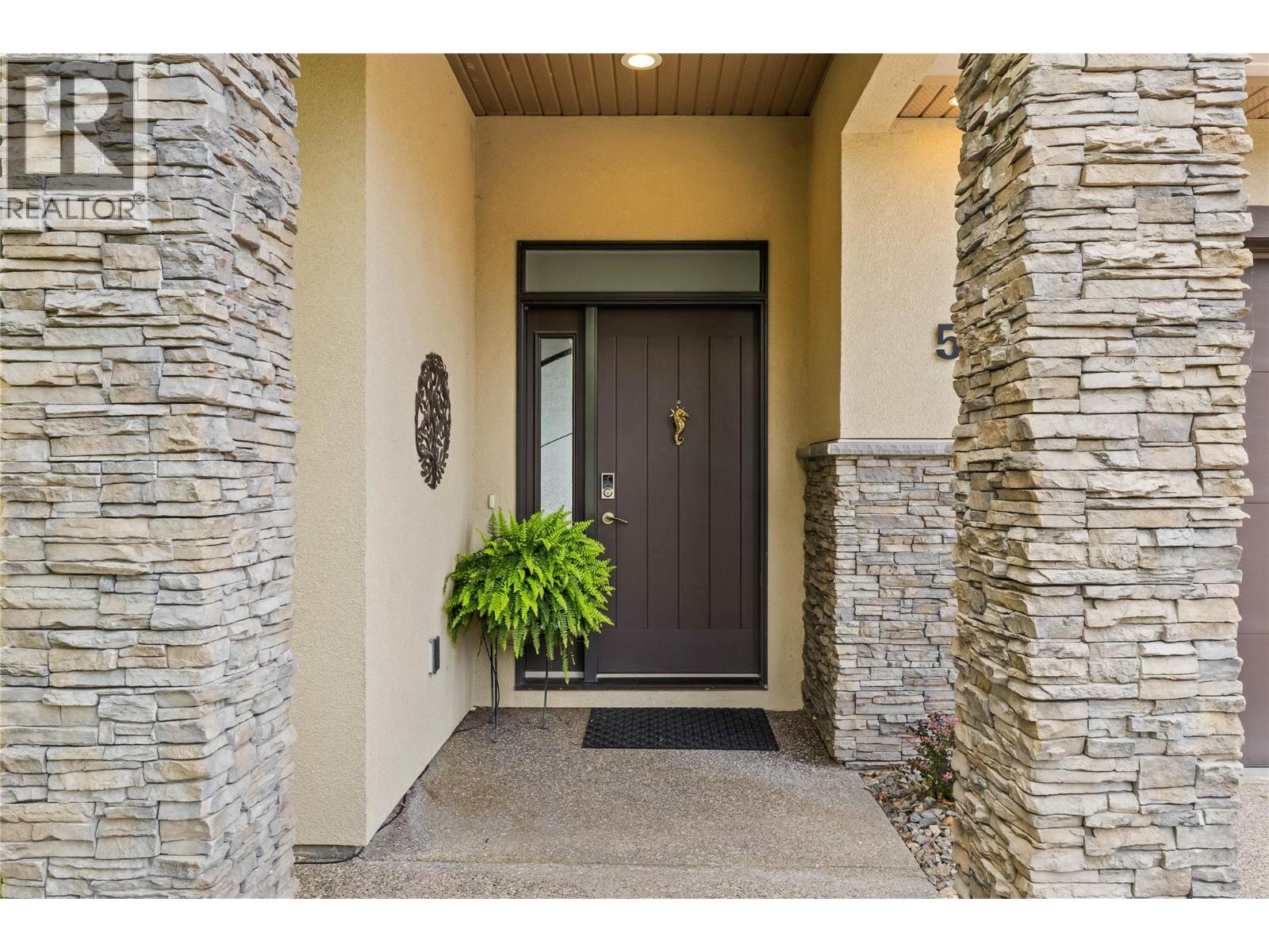 514 Quartz Crescent Unit# 5