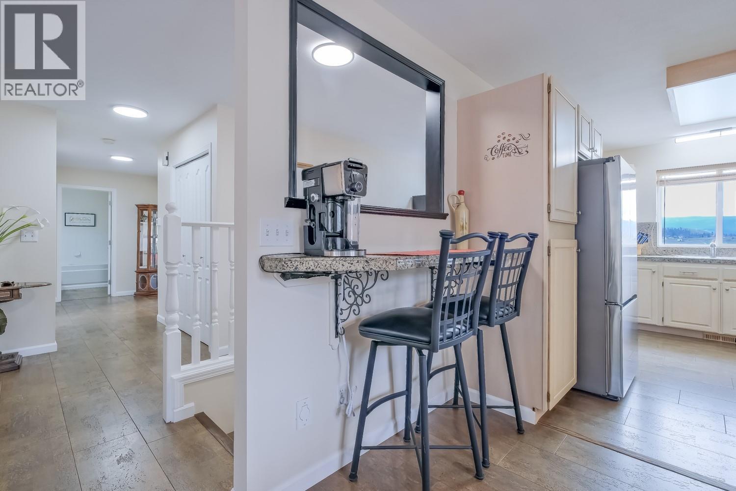 1802 Edgehill Court