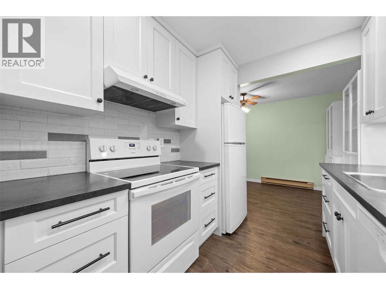 575 Sutherland Avenue Unit# 310