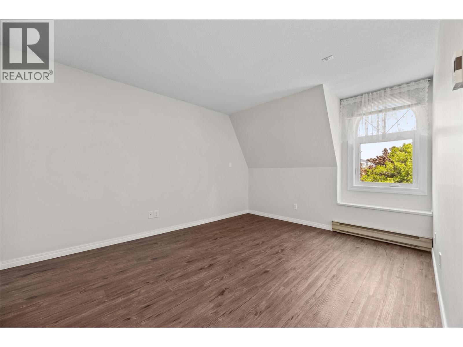 575 Sutherland Avenue Unit# 310