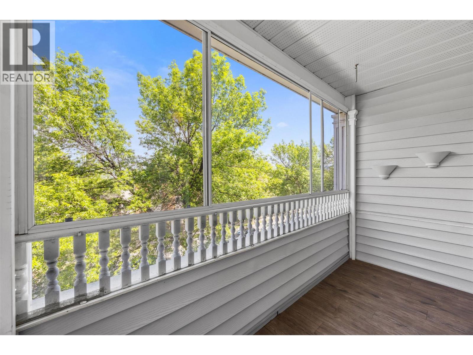 575 Sutherland Avenue Unit# 310
