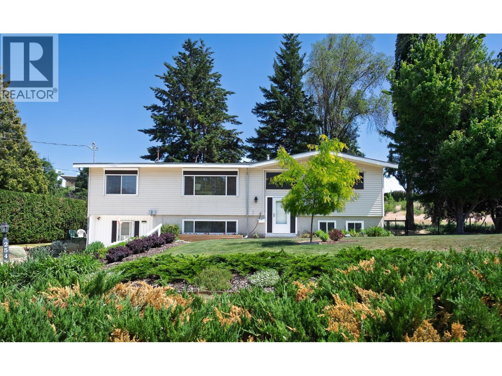 2545 Colleen Road