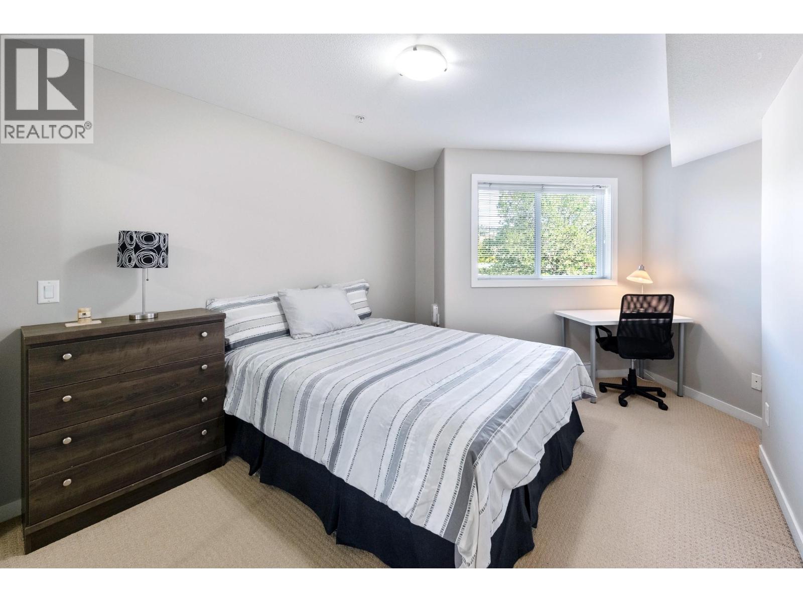 135 Ziprick Road Unit# 206