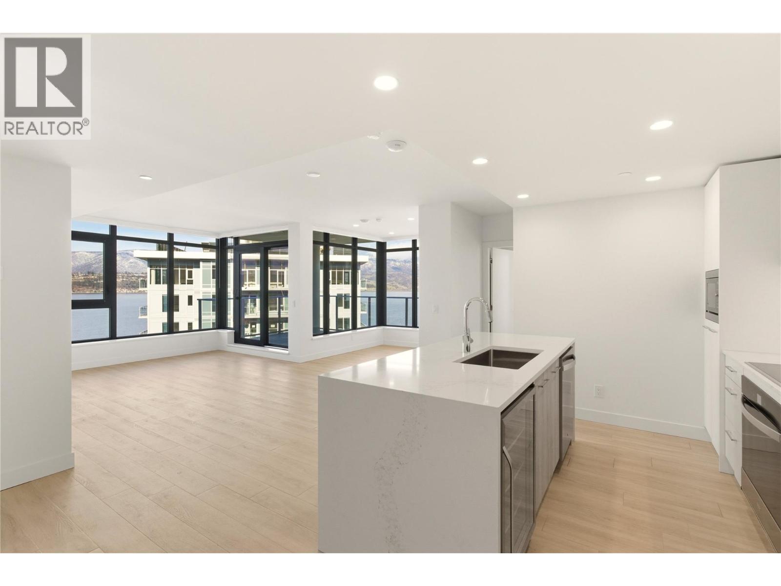 3699 Capozzi Road Unit# 1308
