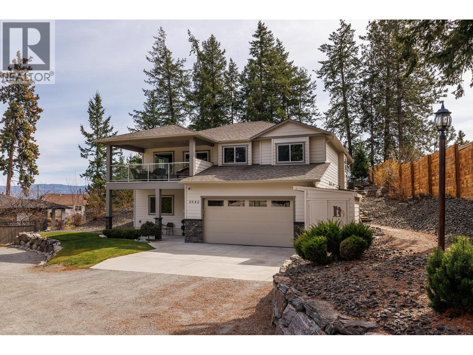3042 Glenrosa Road