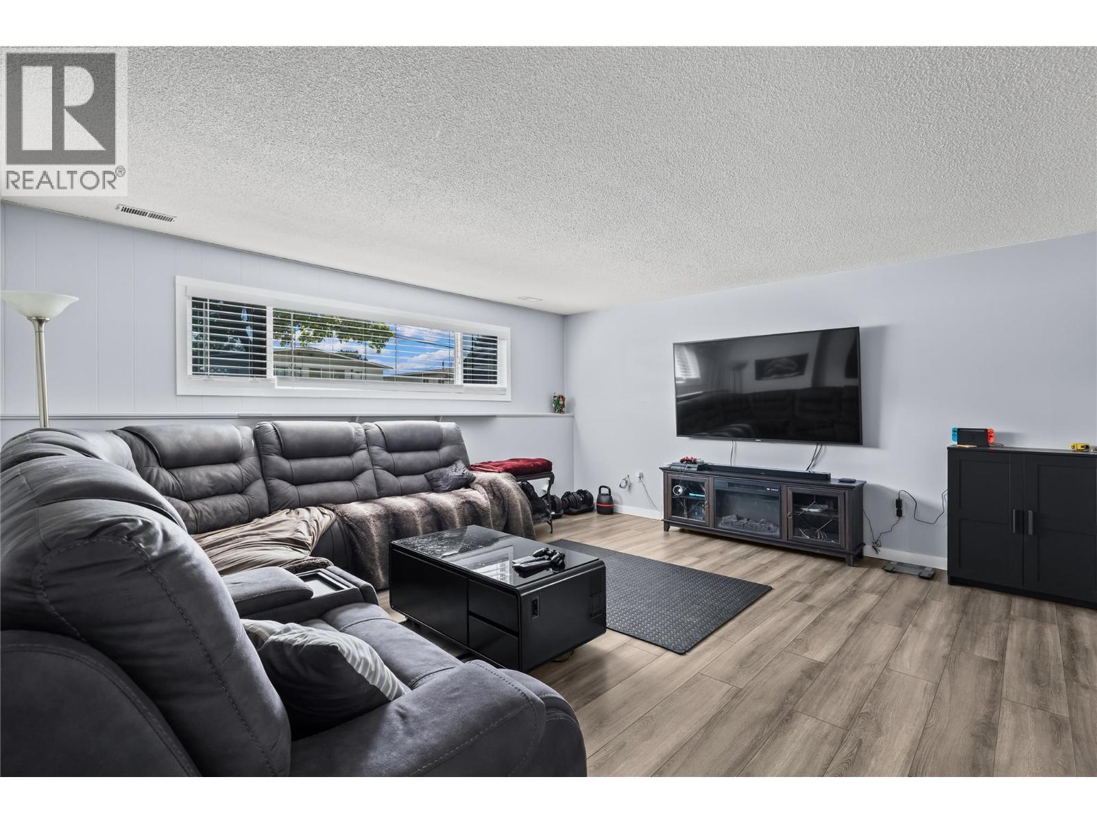 240 Bach Road