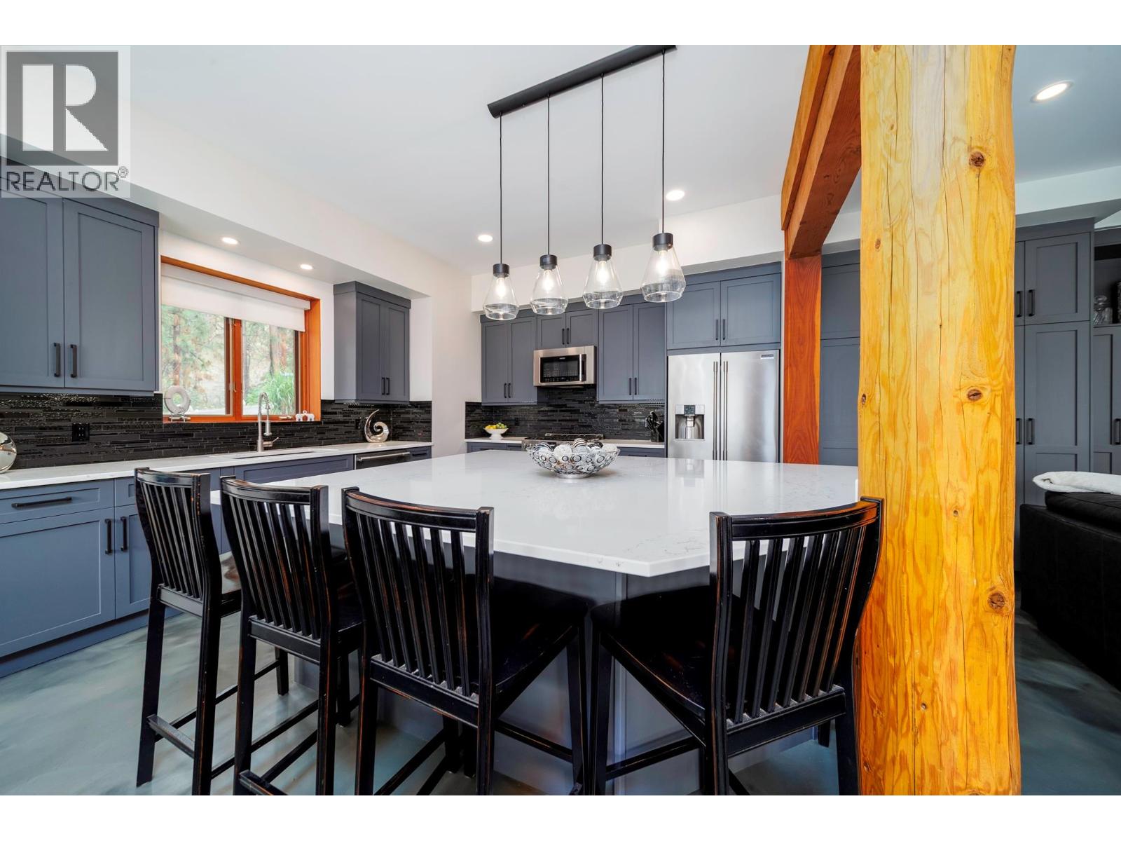 9887 Okanagan Centre Road W