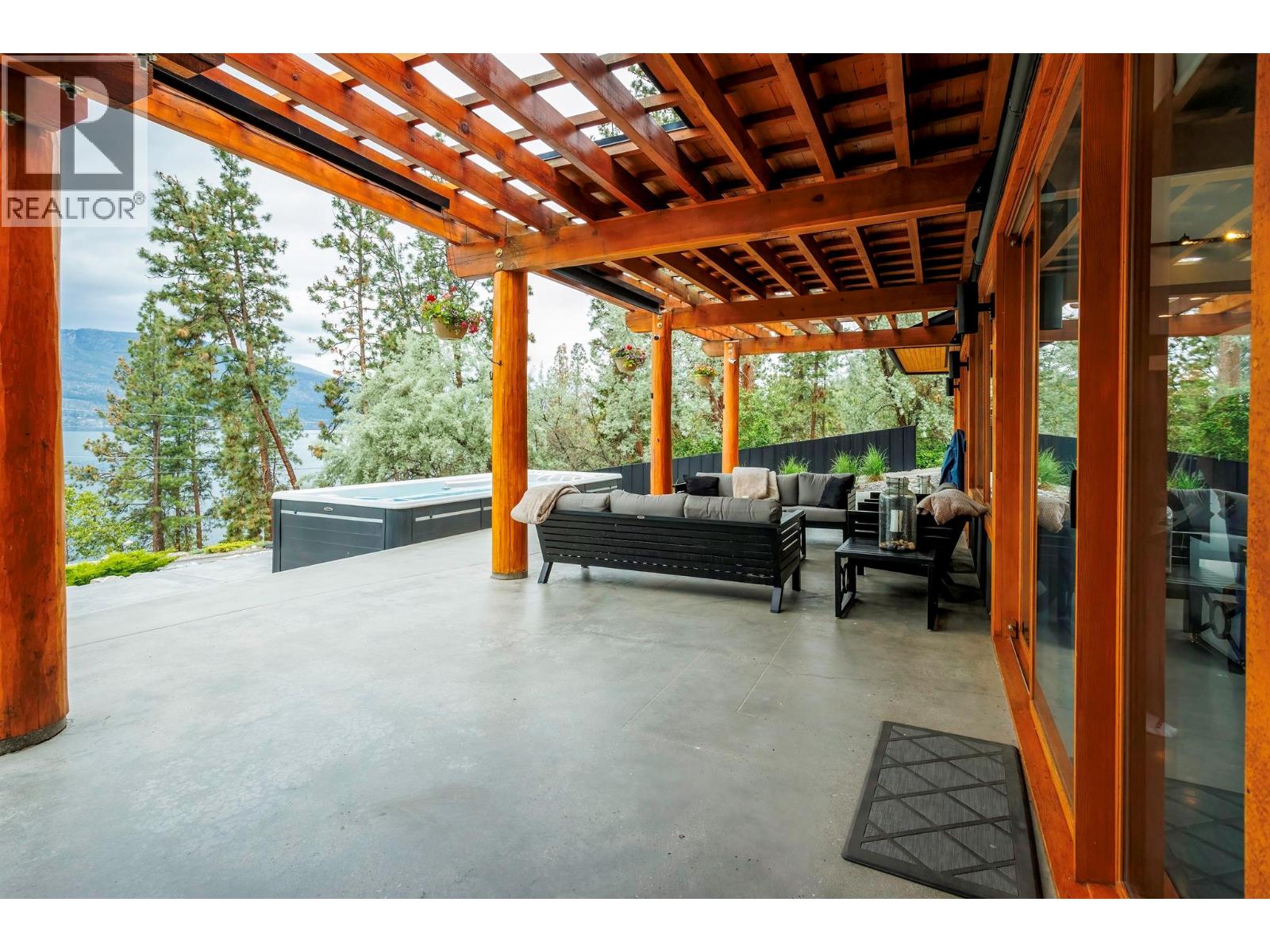 9887 Okanagan Centre Road W