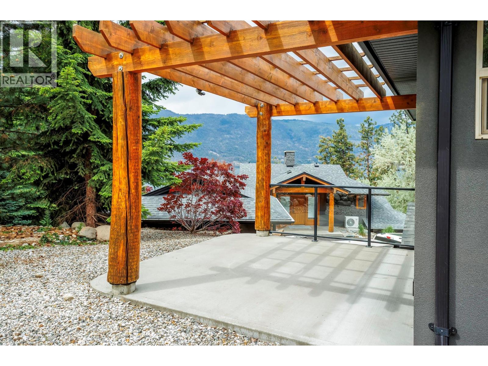 9887 Okanagan Centre Road W