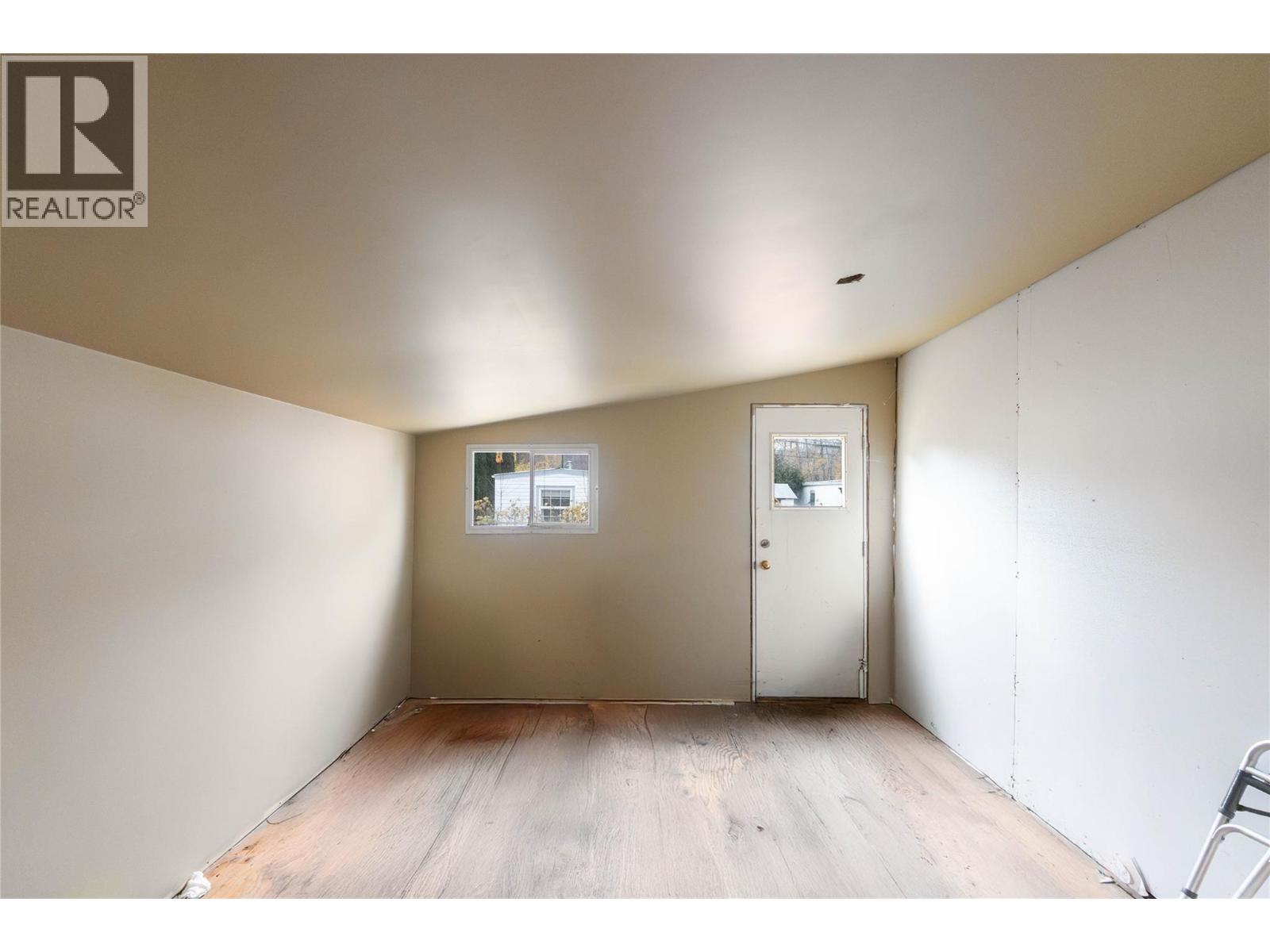 720 Commonwealth Road Unit# 40