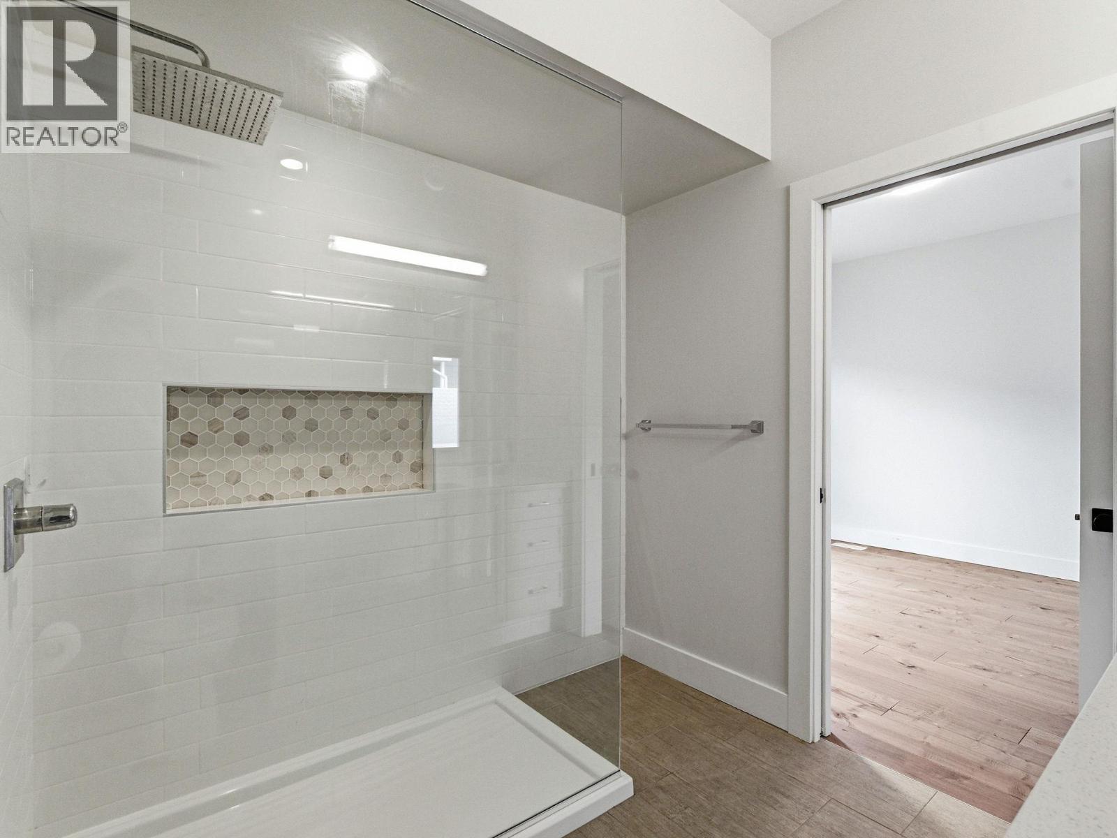 644 Lequime Road Unit# 17