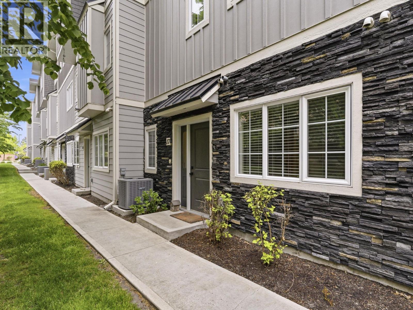 644 Lequime Road Unit# 17