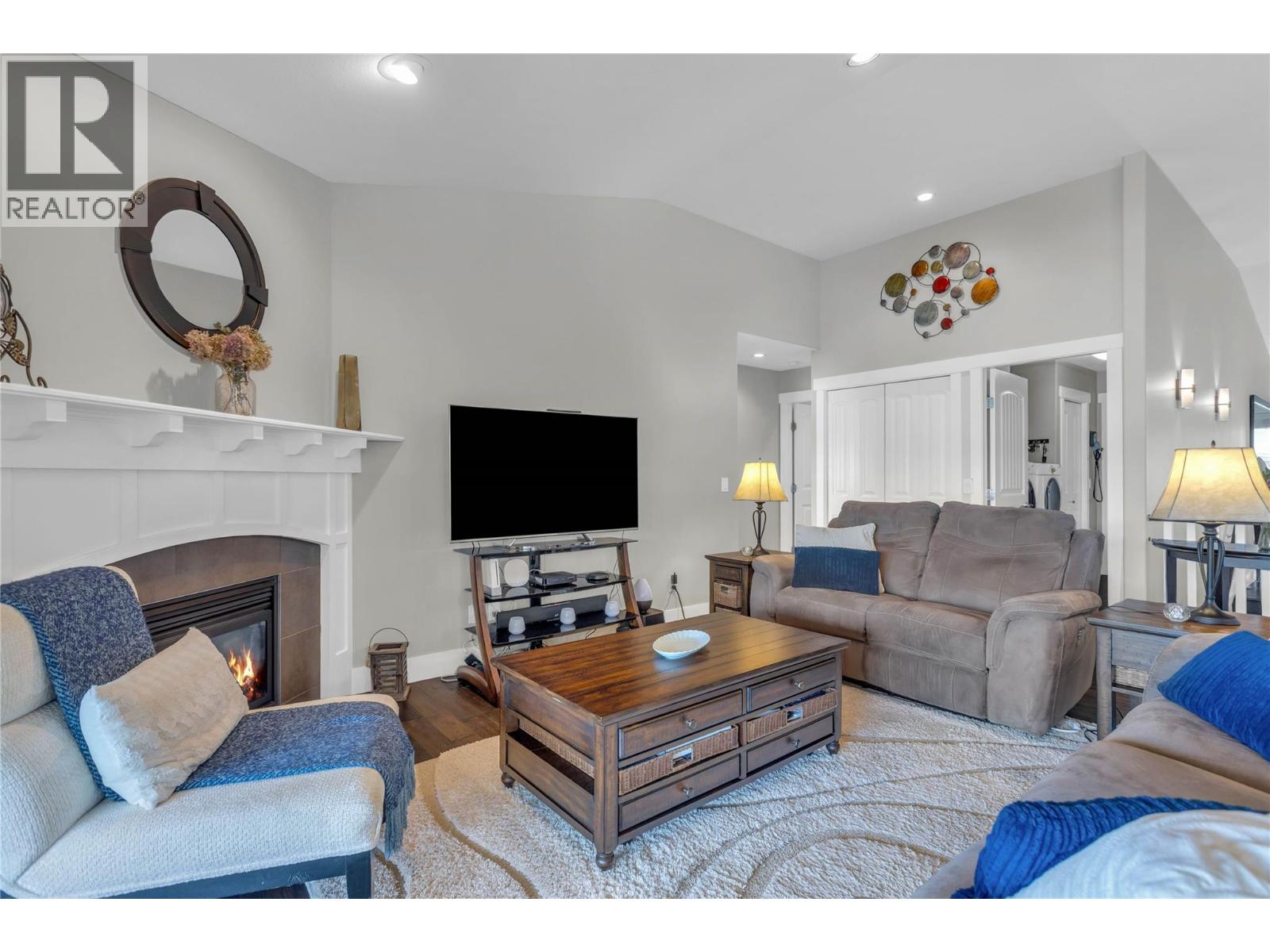 2493 Ironridge Road