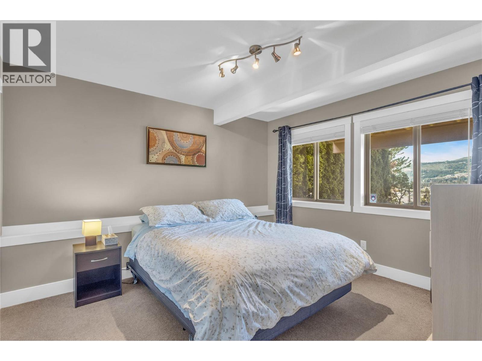 2493 Ironridge Road