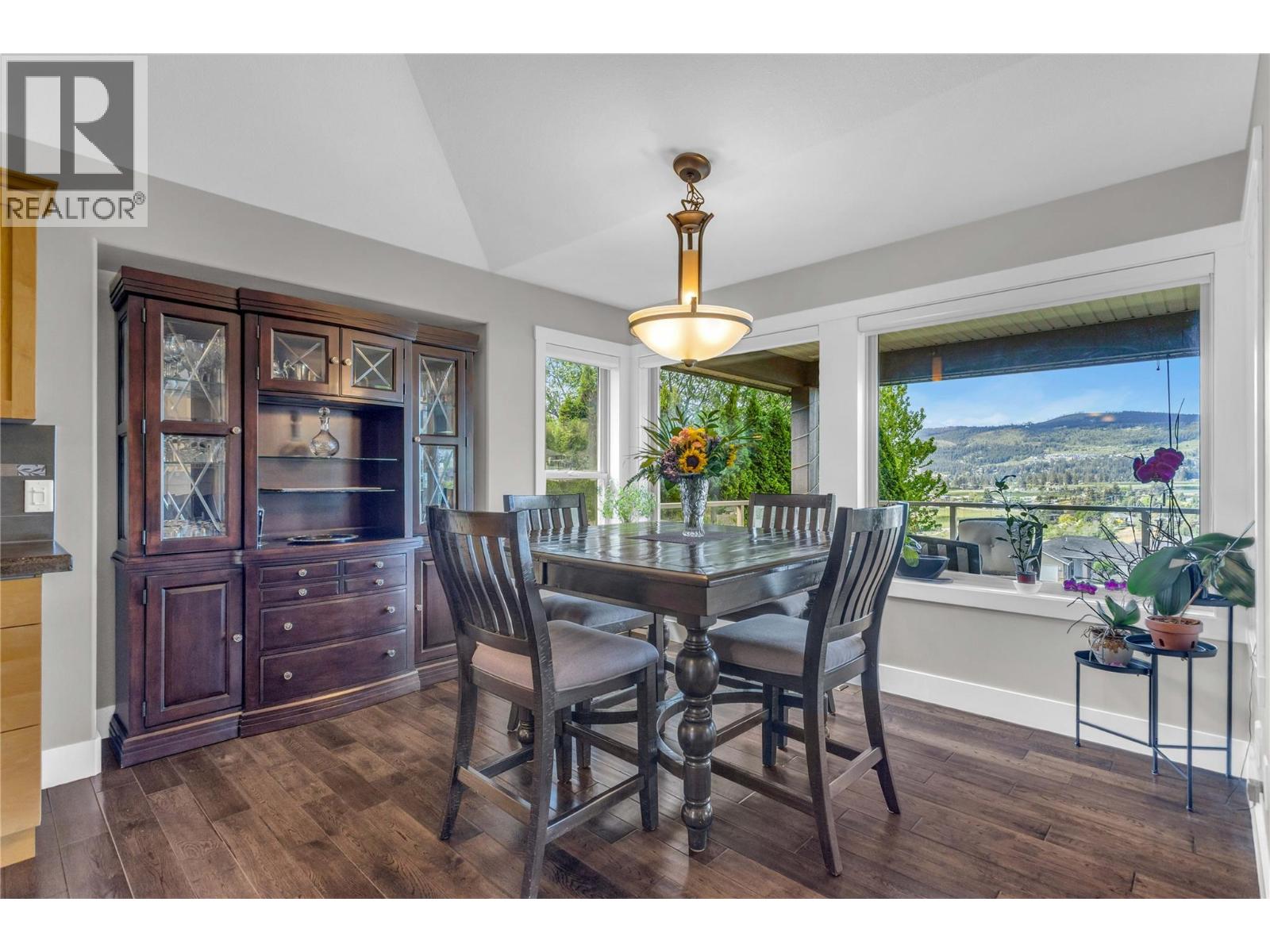 2493 Ironridge Road