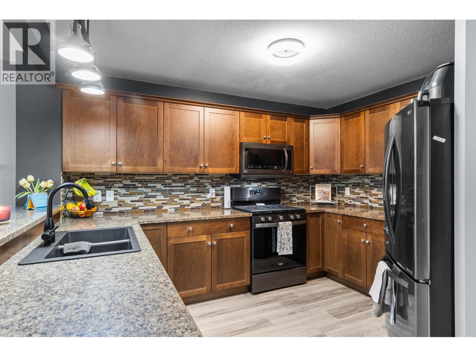 3506 Creekview Crescent
