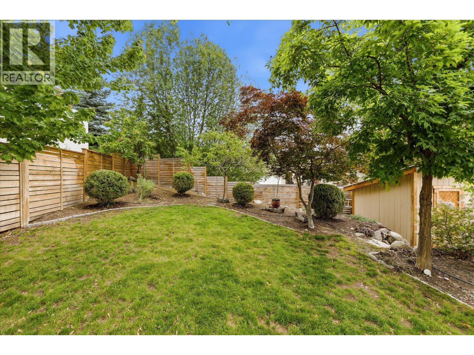 5027 France Court