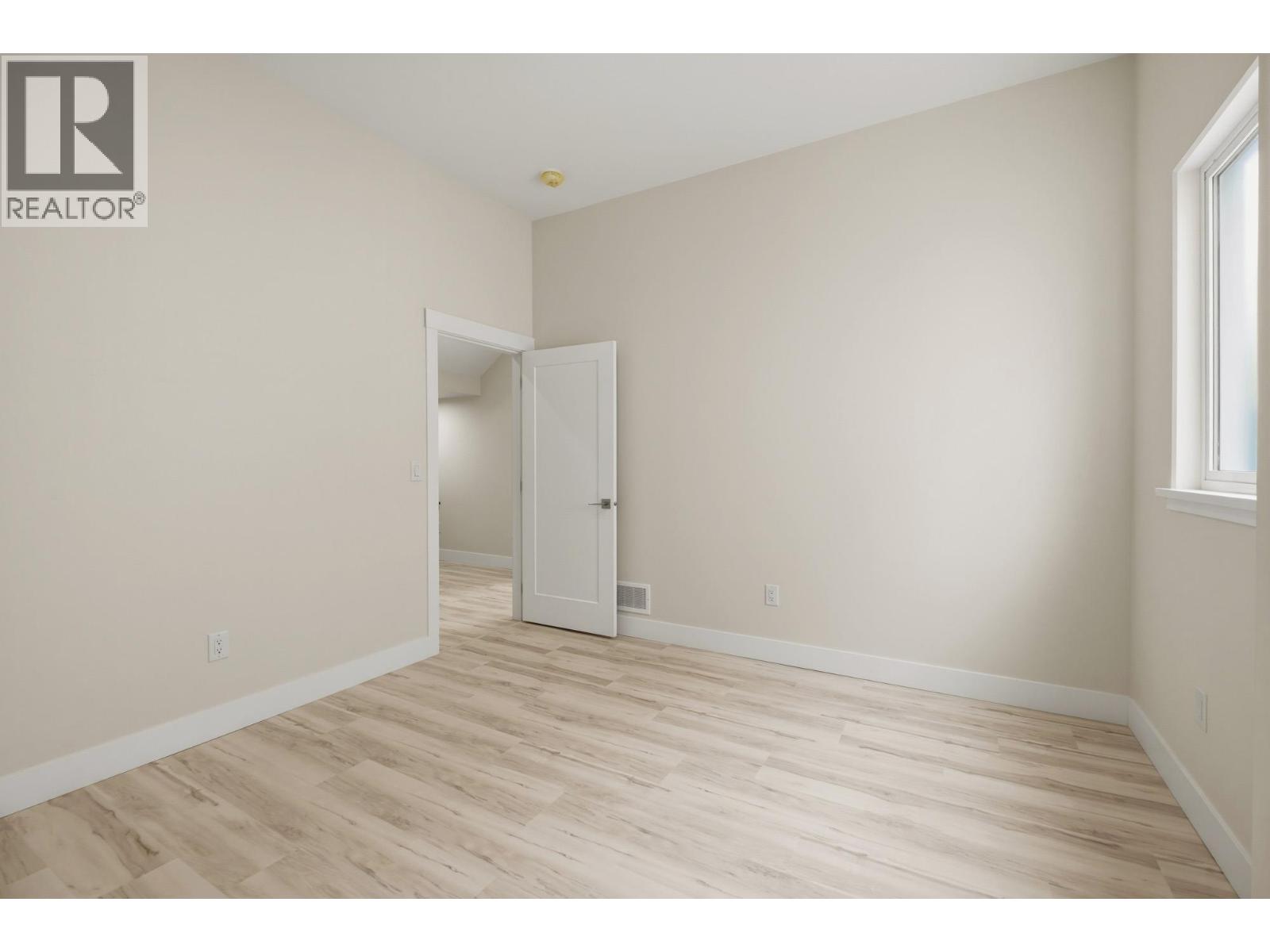 1531 Fairwood Lane