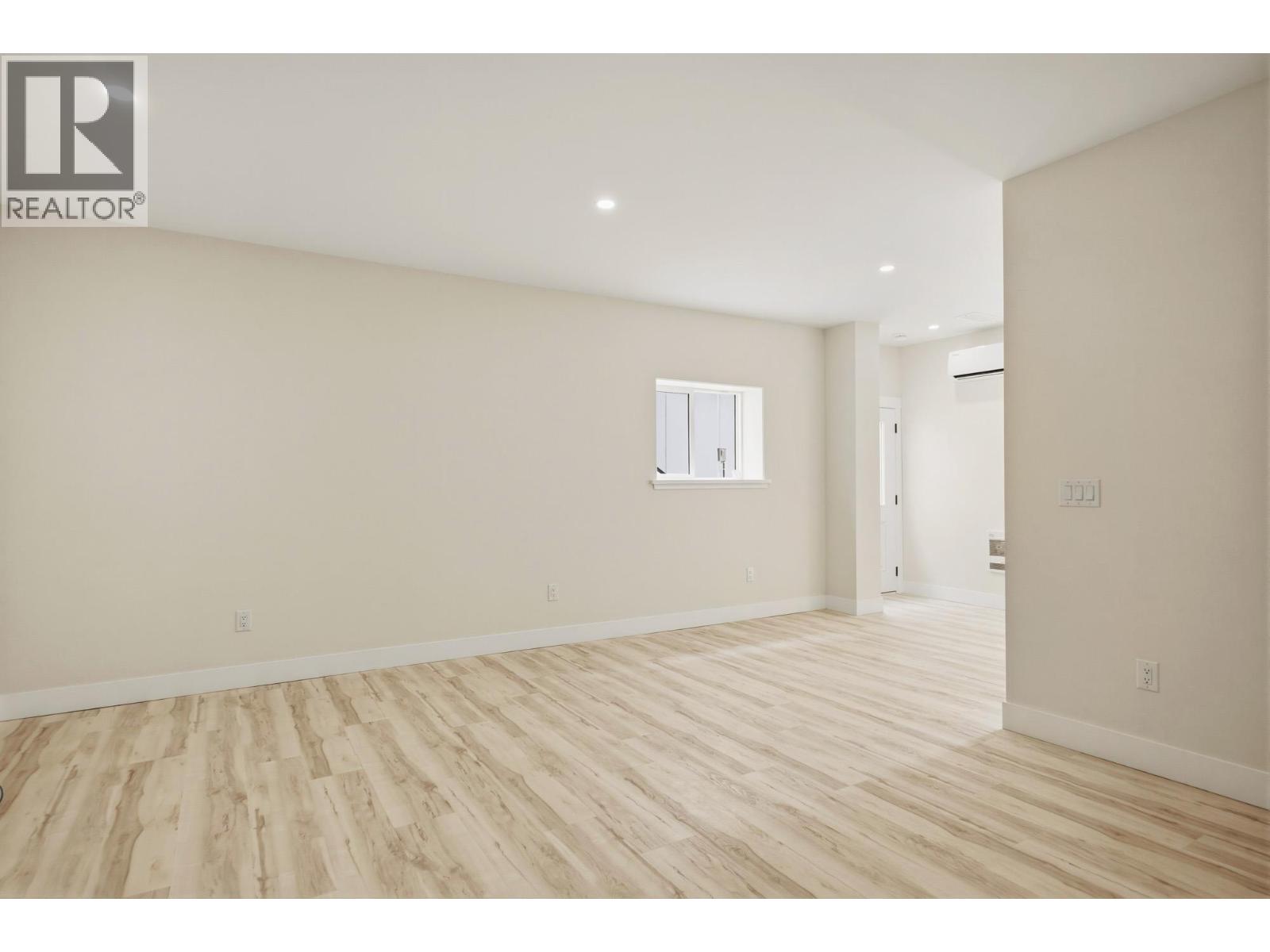 1531 Fairwood Lane