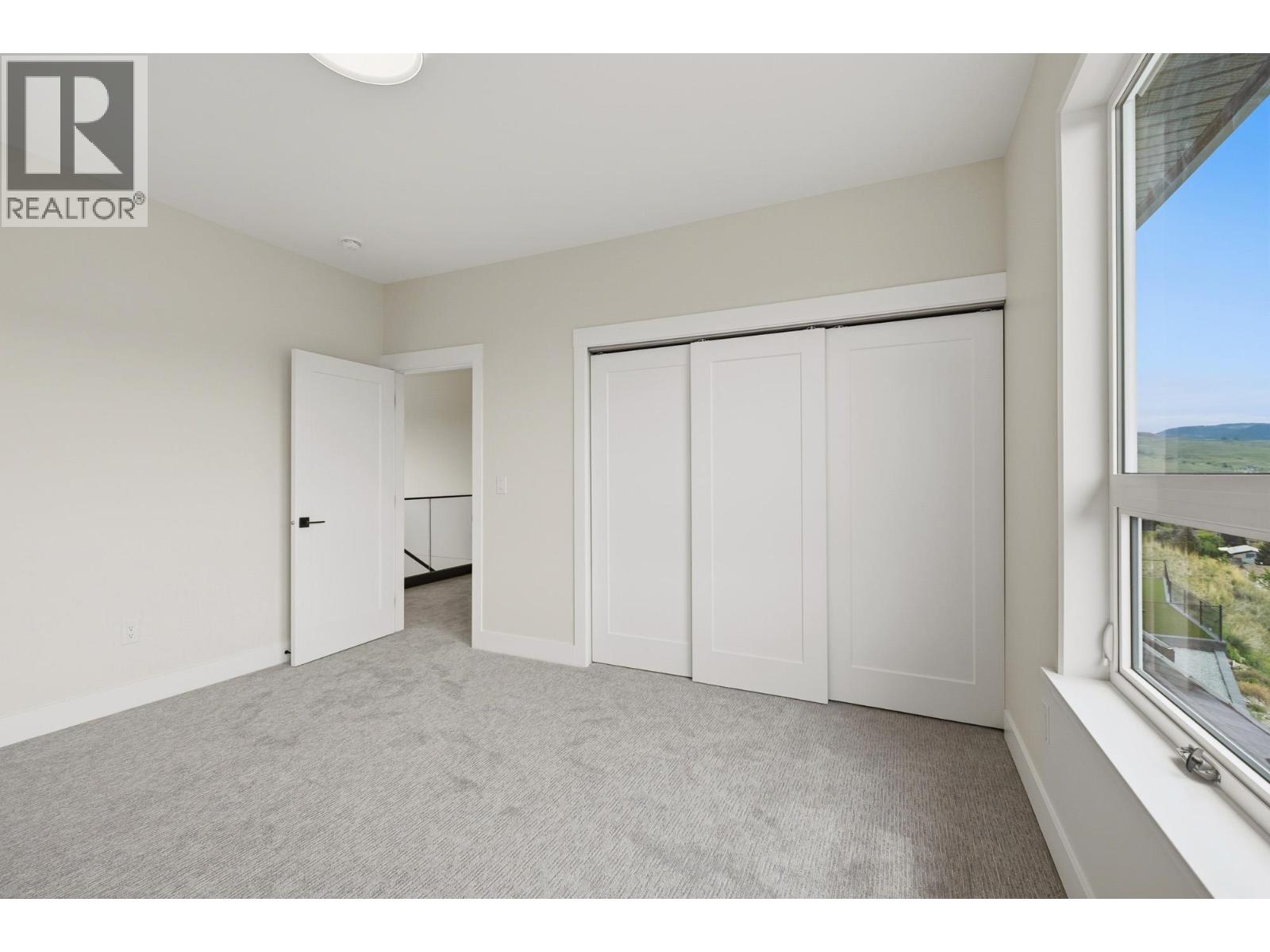 1531 Fairwood Lane