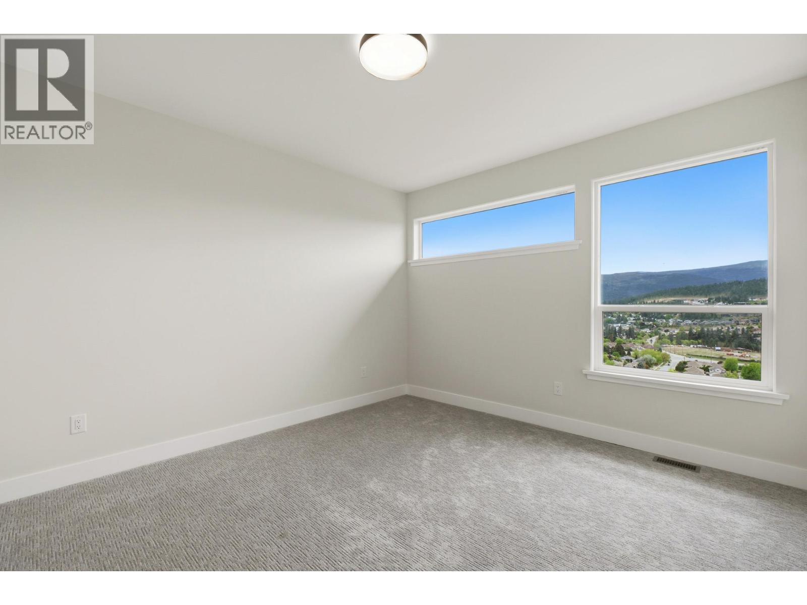 1531 Fairwood Lane