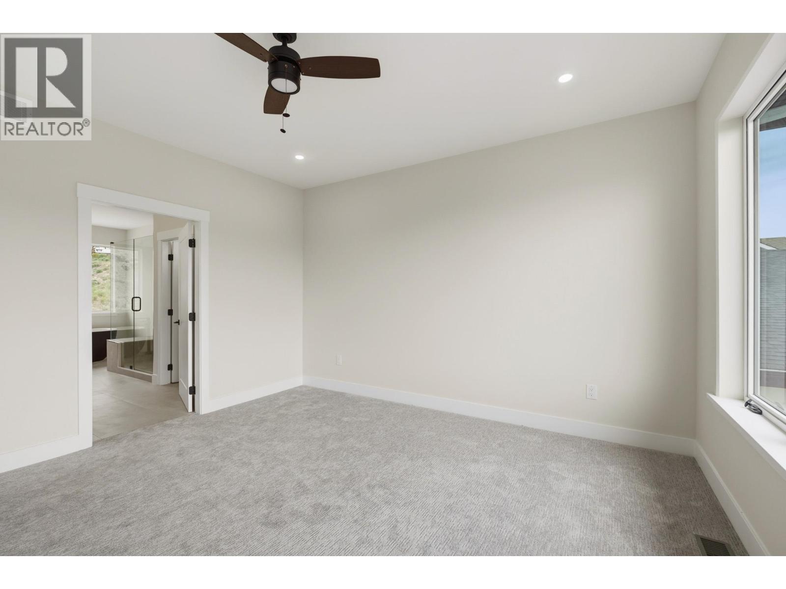 1531 Fairwood Lane