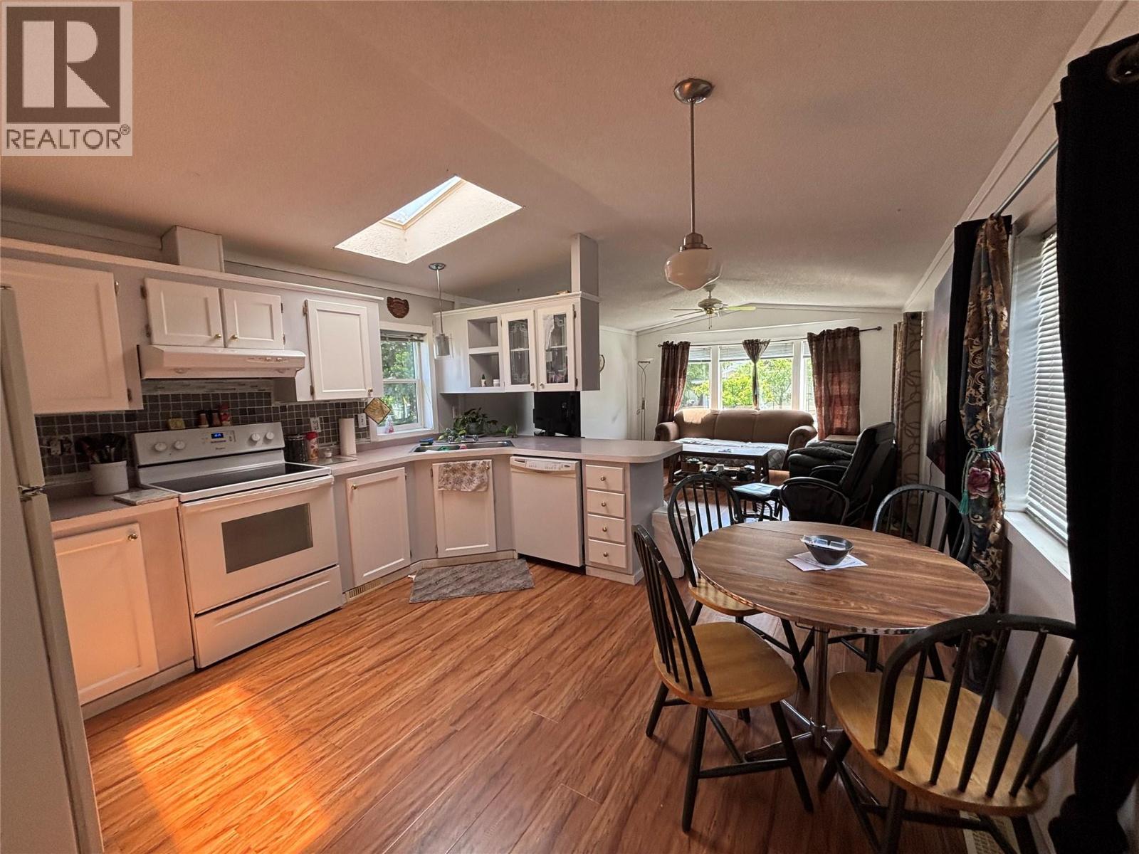 2005 Boucherie Road Unit# 27
