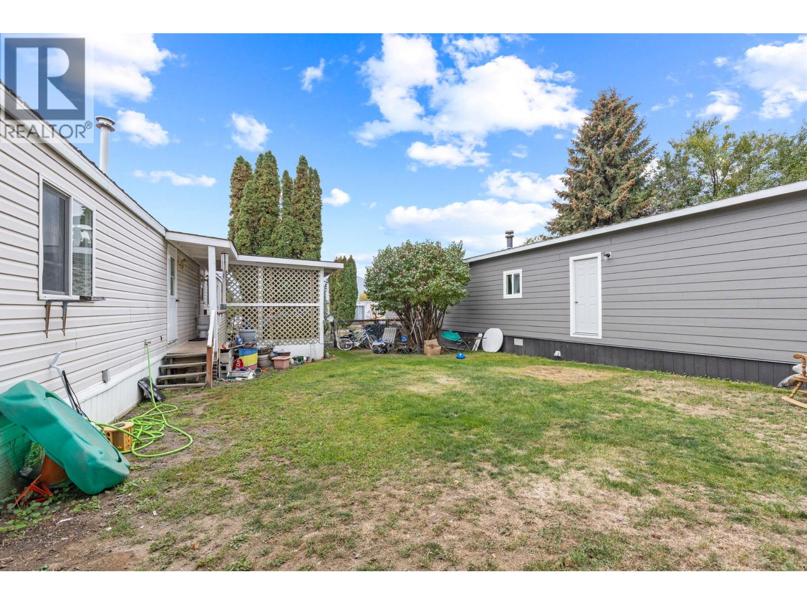2005 Boucherie Road Unit# 27