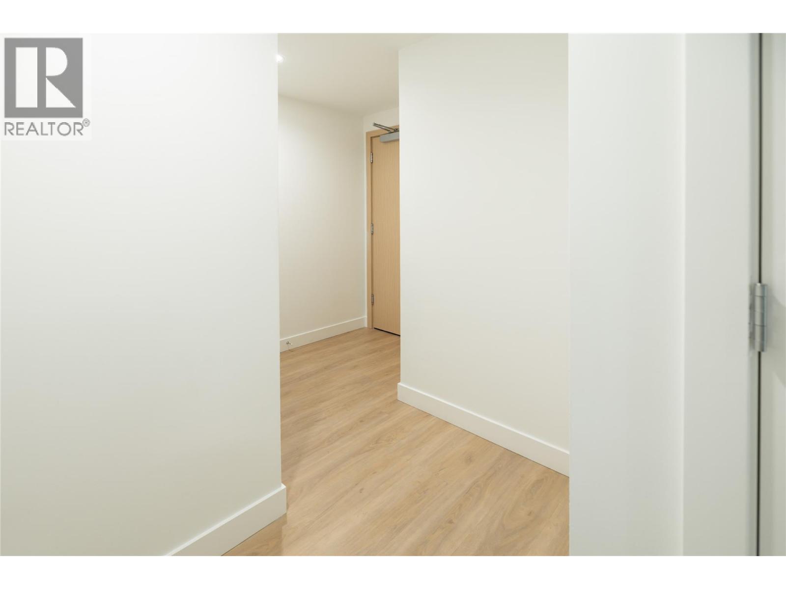238 Leon Avenue Unit# 1602