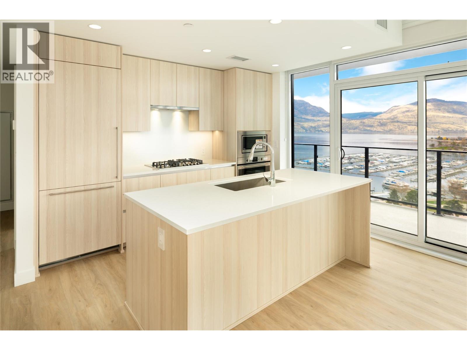 238 Leon Avenue Unit# 1602