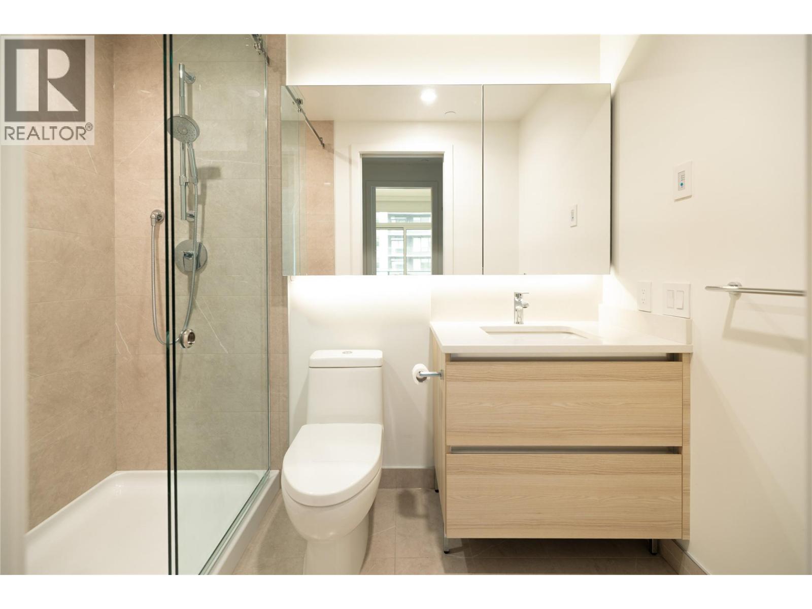 238 Leon Avenue Unit# 1602