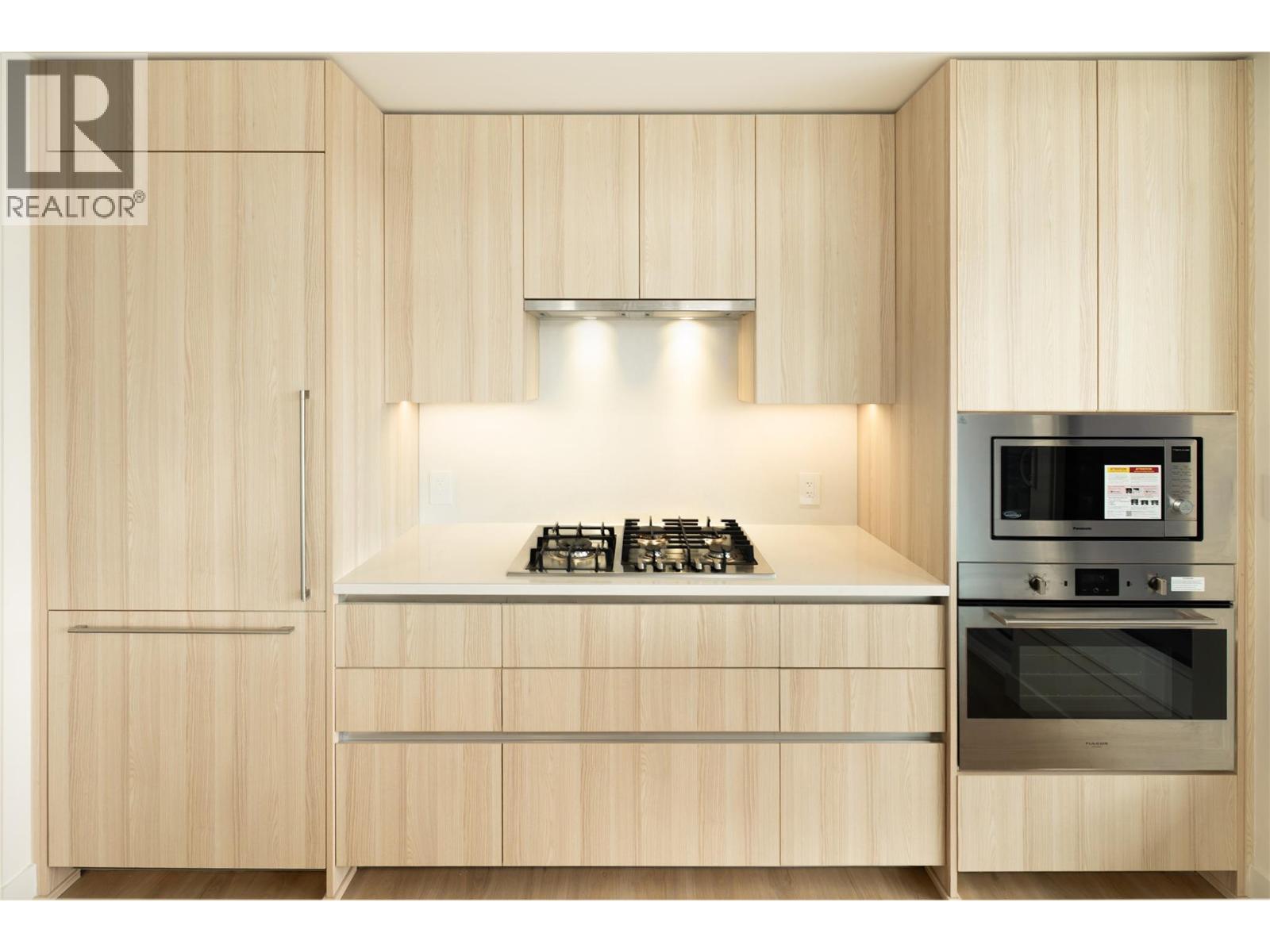 238 Leon Avenue Unit# 1602