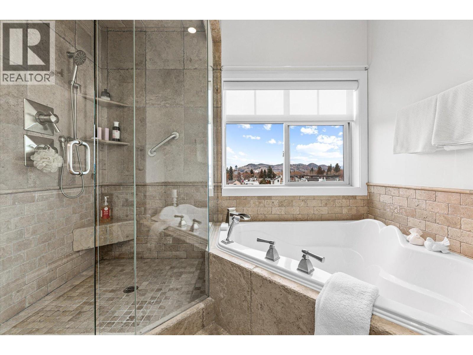 538 McKay Avenue Unit# 401