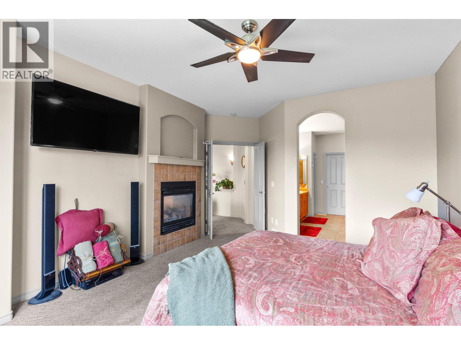 4520 GALLAGHERS Lookout Unit# 2