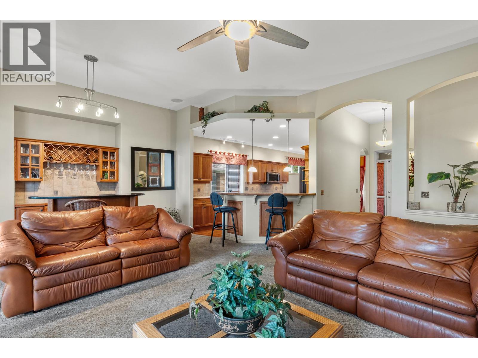 4520 GALLAGHERS Lookout Unit# 2