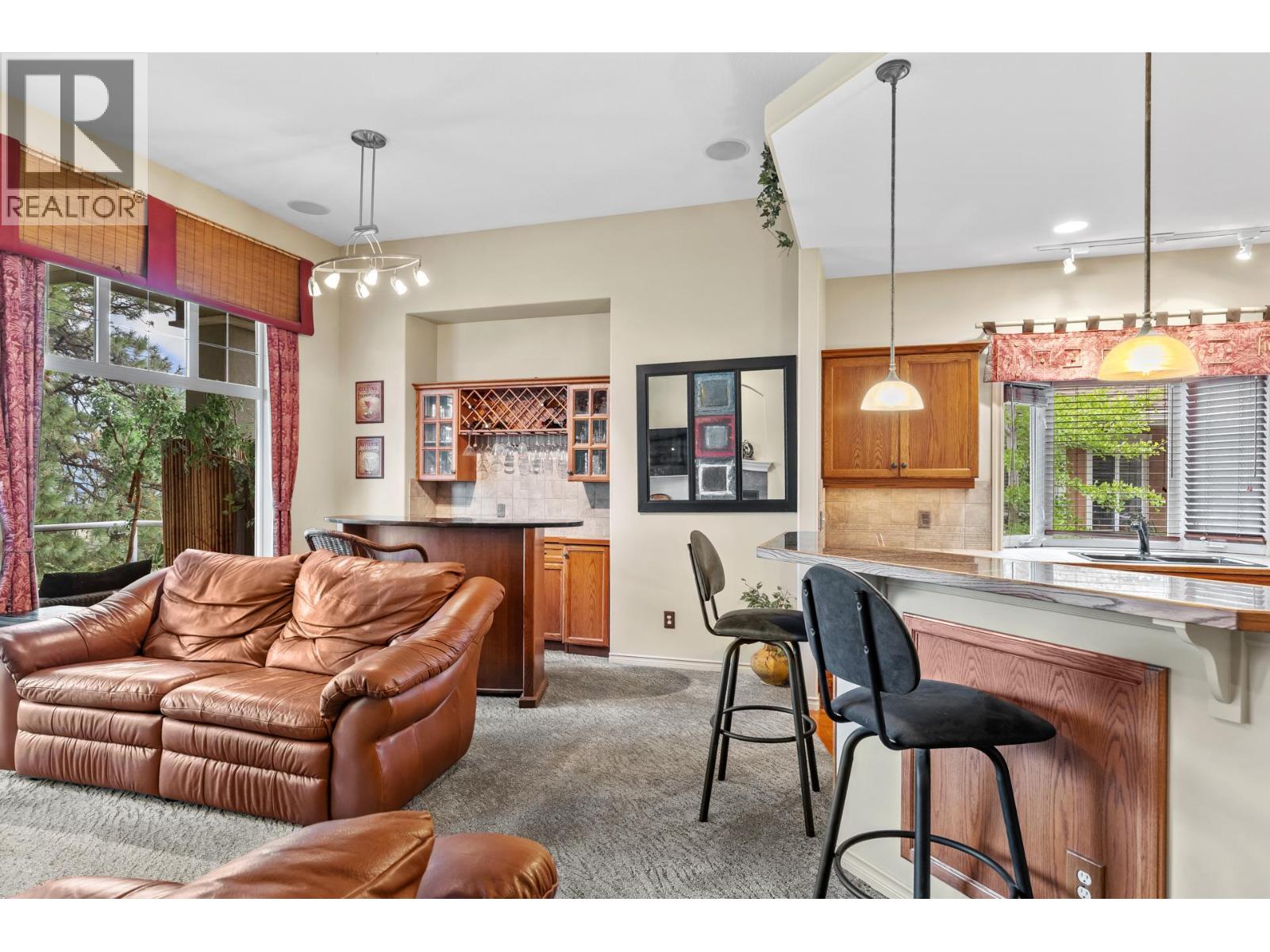 4520 GALLAGHERS Lookout Unit# 2