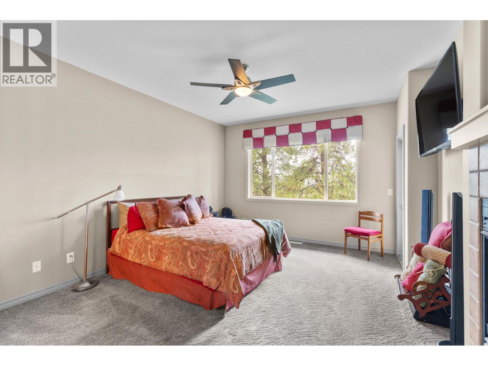 4520 GALLAGHERS Lookout Unit# 2