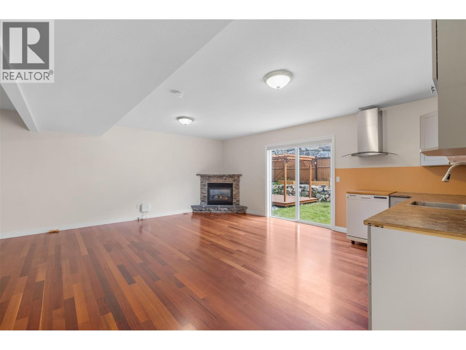 295 Raven Drive