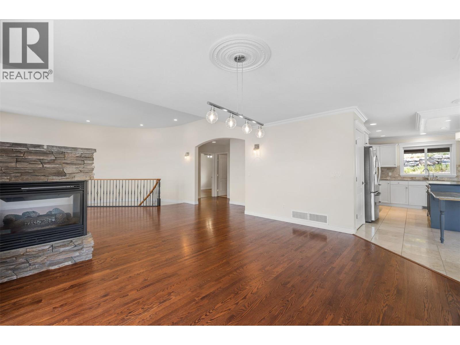 295 Raven Drive