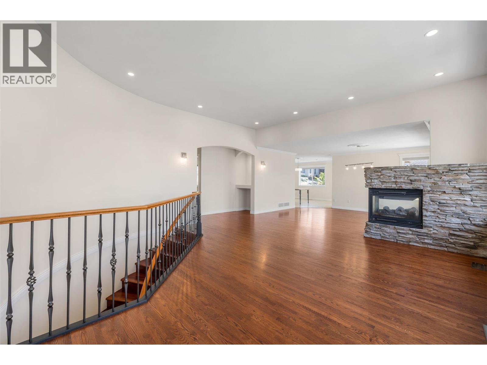 295 Raven Drive