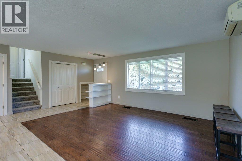 2559 Benvoulin Road