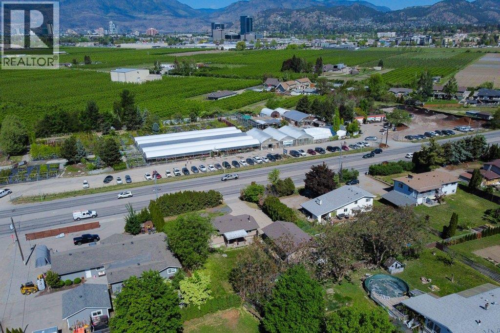 2559 Benvoulin Road
