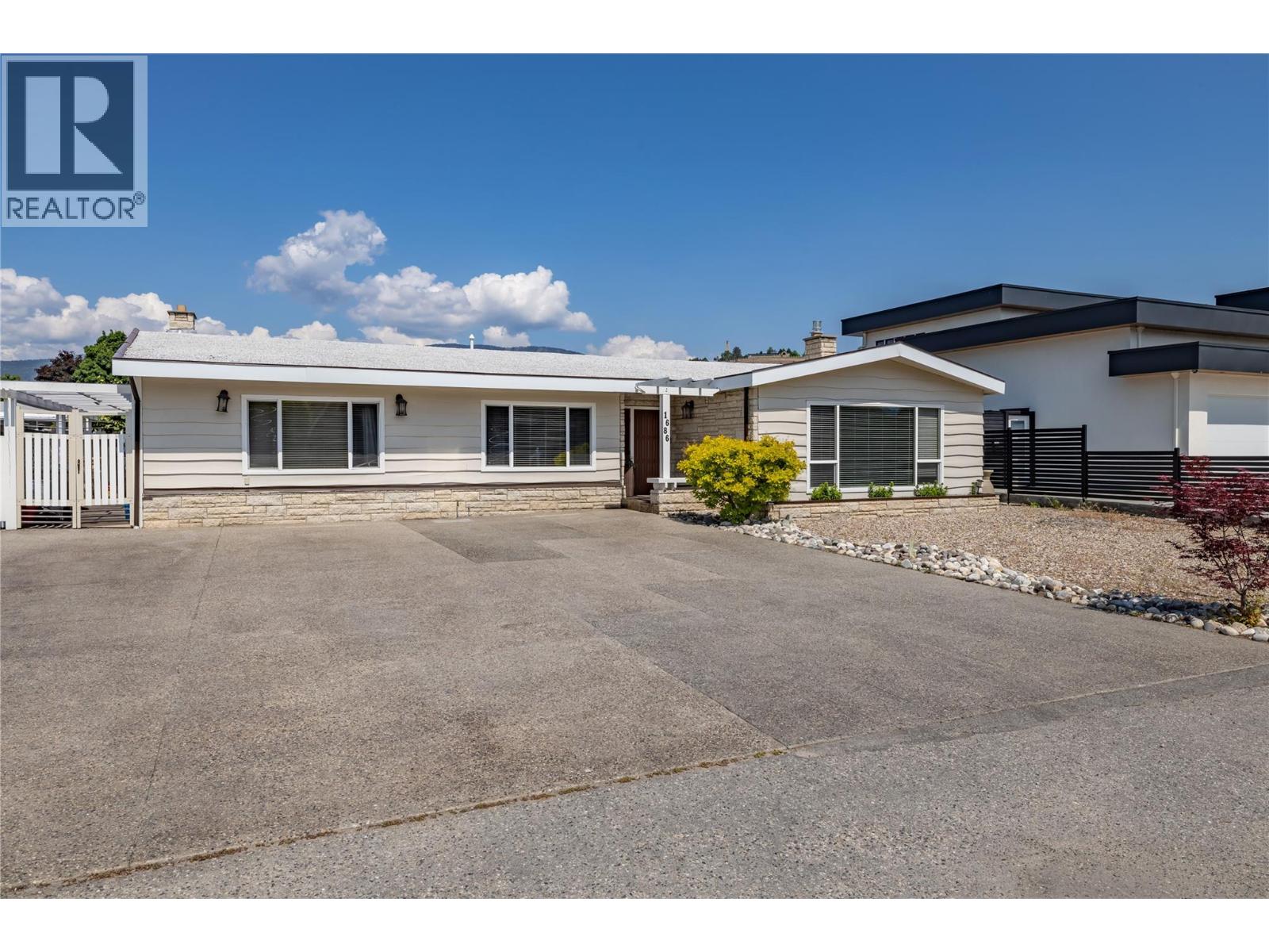 1686 Pritchard Drive